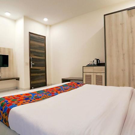 Fabhotel Ab Inn Huda City Center Gurgaon Esterno foto