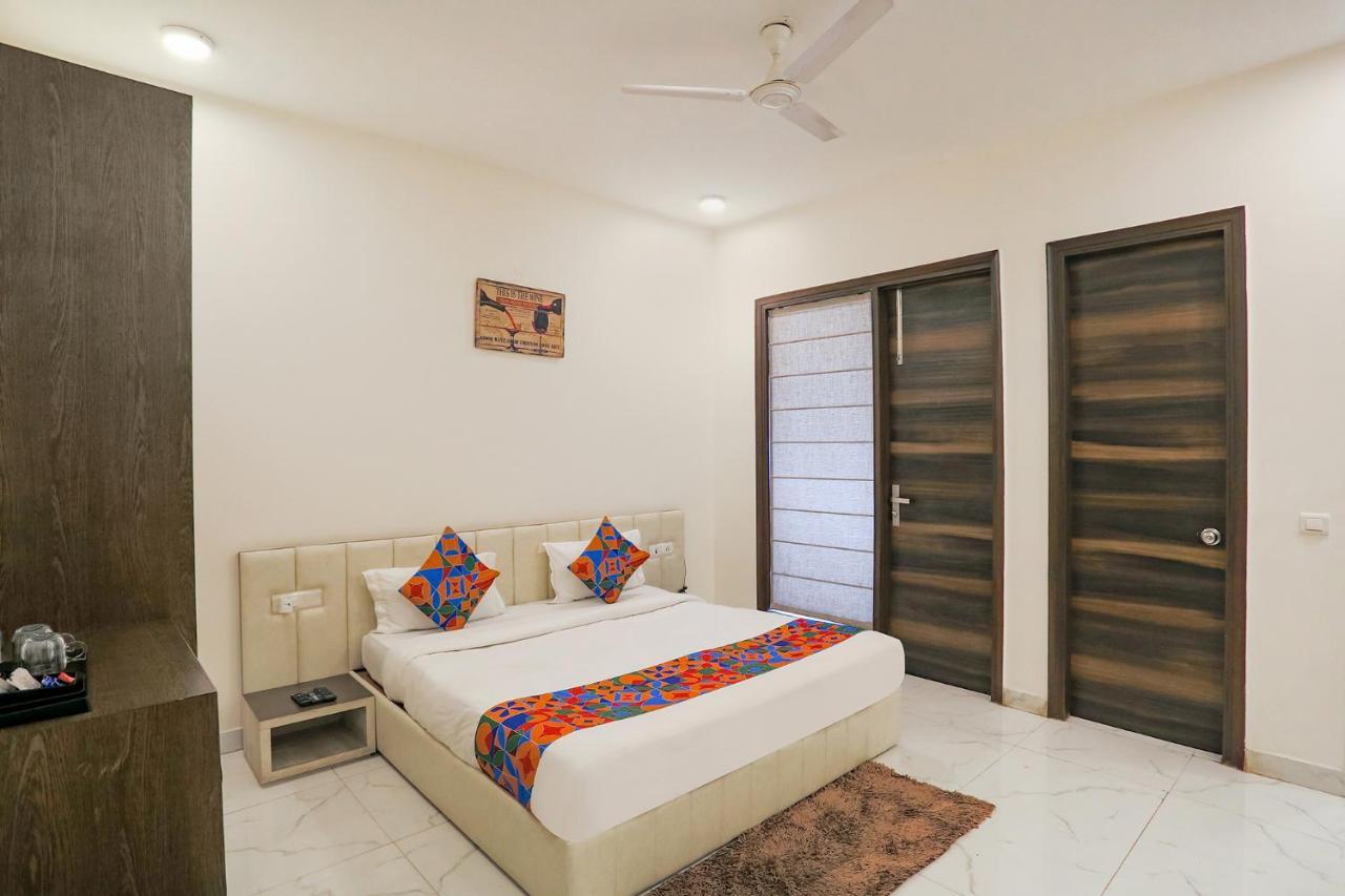 Fabhotel Ab Inn Huda City Center Gurgaon Esterno foto