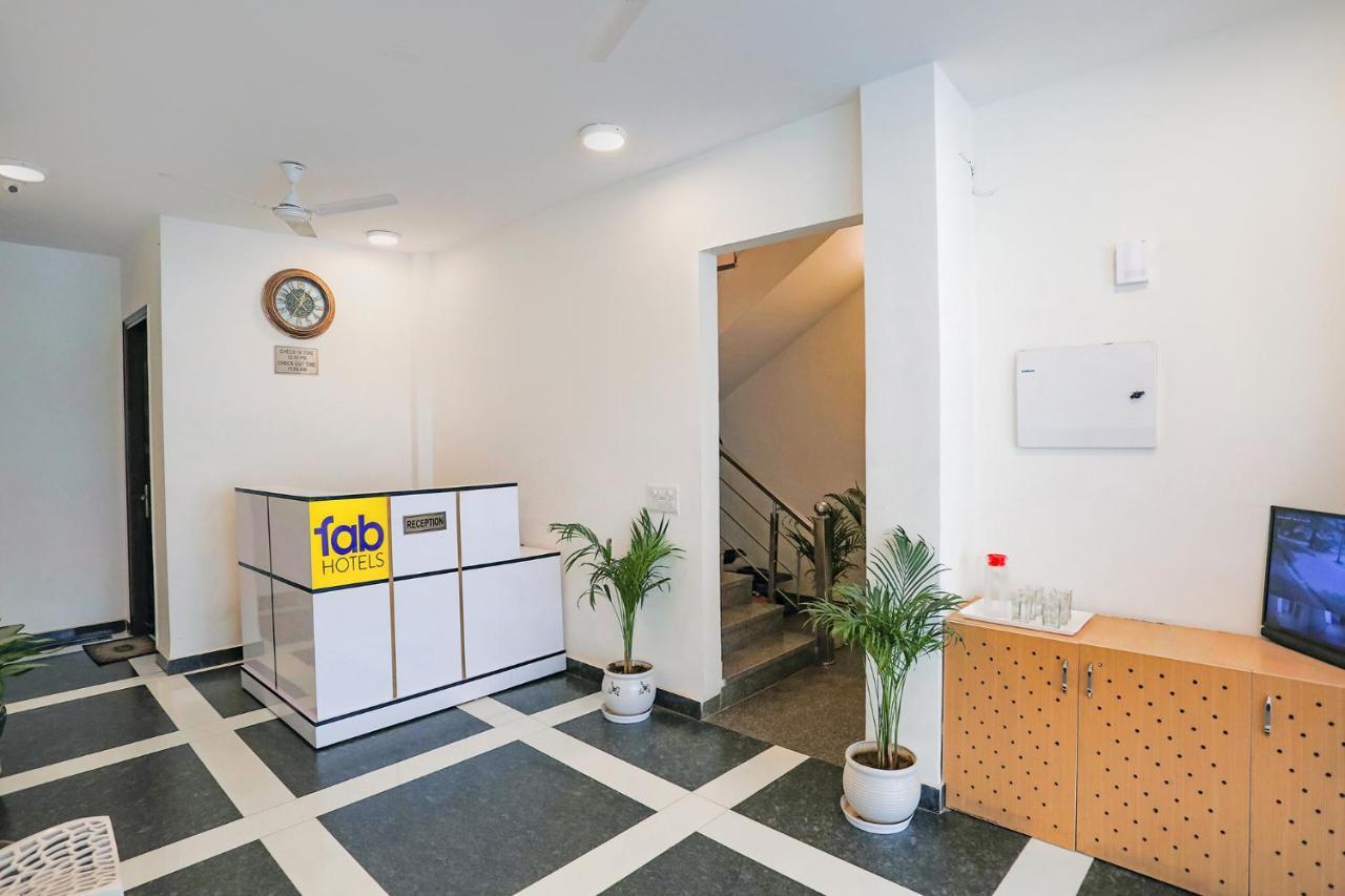 Fabhotel Ab Inn Huda City Center Gurgaon Esterno foto