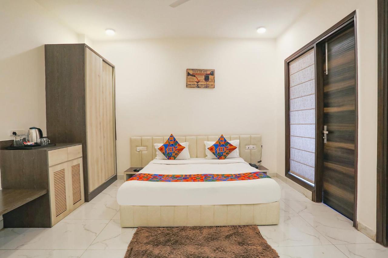 Fabhotel Ab Inn Huda City Center Gurgaon Esterno foto
