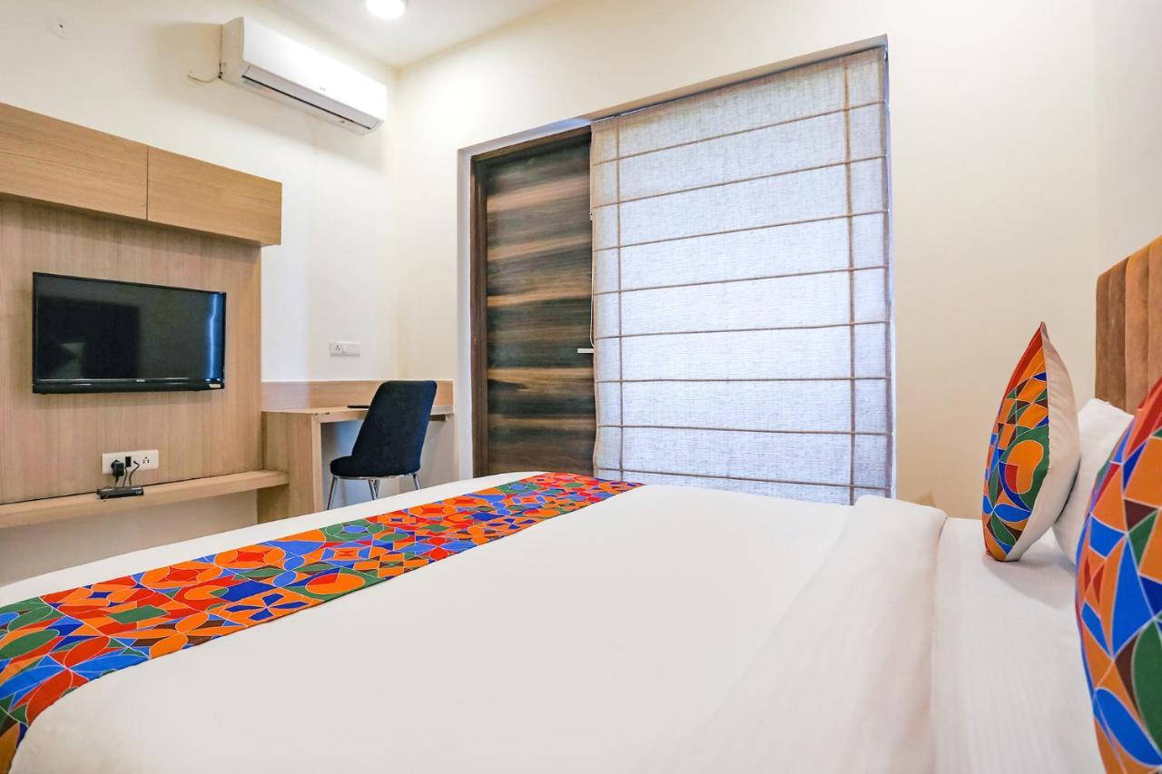 Fabhotel Ab Inn Huda City Center Gurgaon Esterno foto
